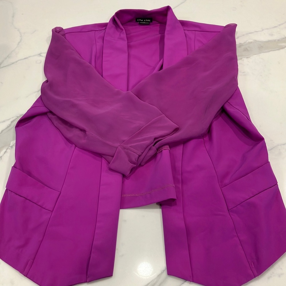 City Chic women’s blazer size M with mesh sleeves